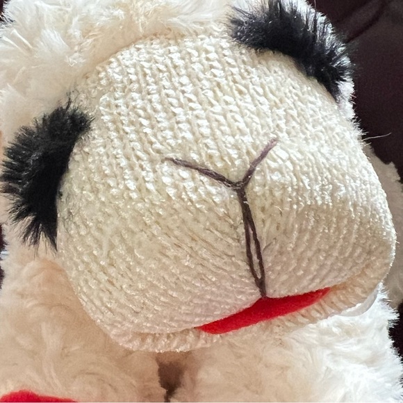 Lamb Chop  The Legend! Dog Toy - Picture 4 of 8